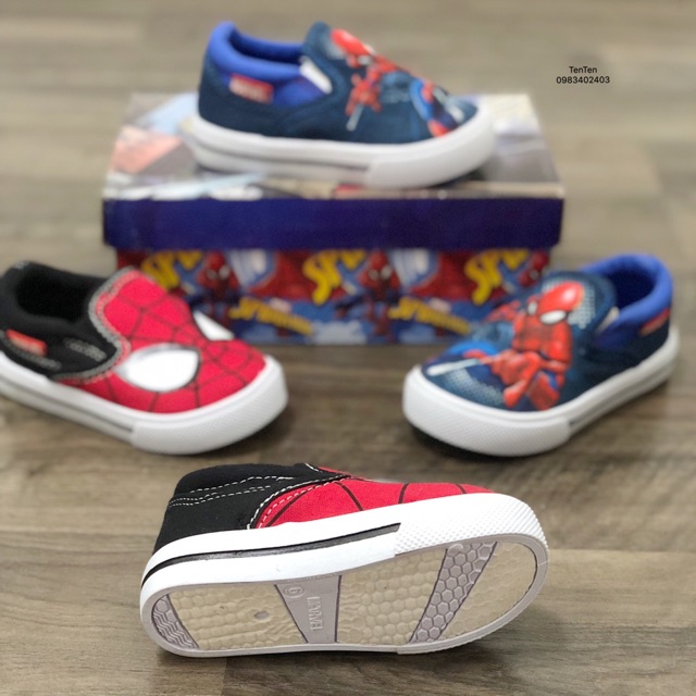 Giầy Slip on Spiderman