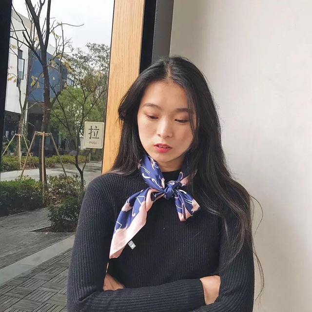 Khăn con hạc, size 70x70.