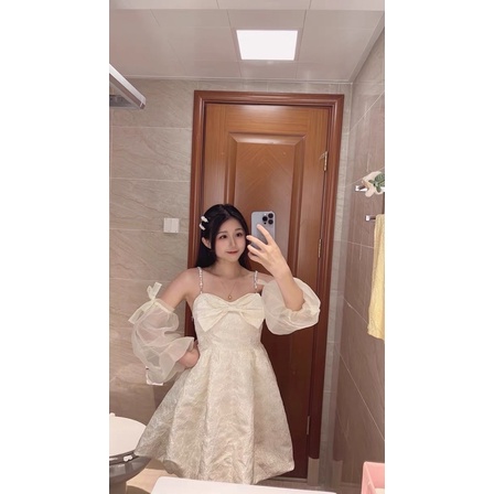 VÁY NƠ NGỰC HAI DÂY NGỌC KÈM TAY PHỒNG