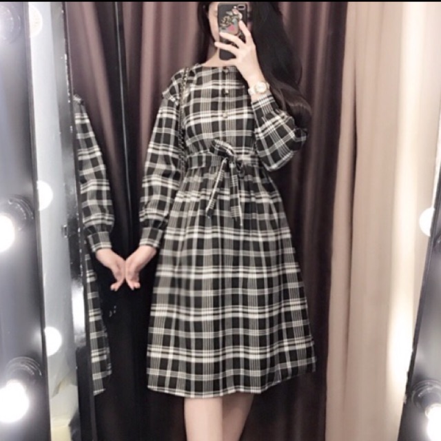 Váy xoè Oasis loại 1