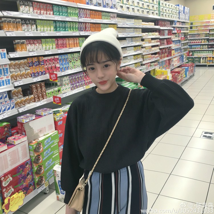 áo nỉ ulzzang áo nỉ nữ đẹp thu đông vàng trắng đen dài tay dáng rộng nhung kiểu hàn quốc | BigBuy360 - bigbuy360.vn