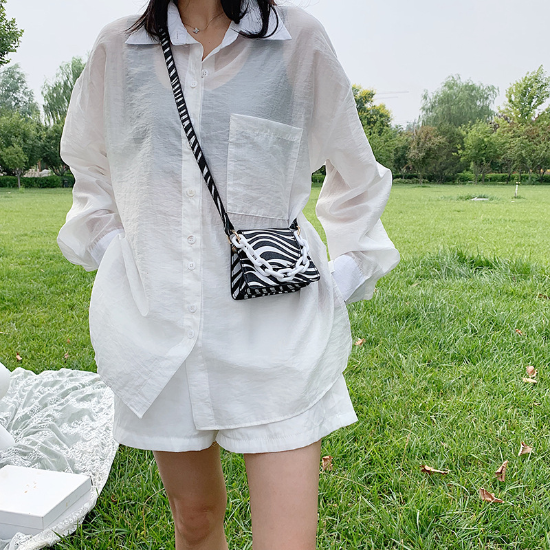 Túi Xách Đeo Chéo Họa Tiết Da Bò Sữa Thời Trang Nữ IELGY