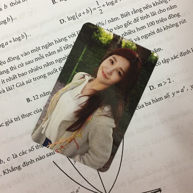 Ảnh photocard Eunji trong album Dream