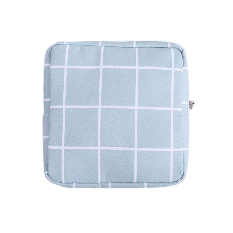 Túi đựng băng vệ sinh họa tiết chấm bi xinh xắn