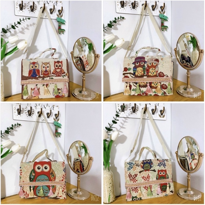 Túi thổ Cẩm đeo chéo tua rua hộp phong cách