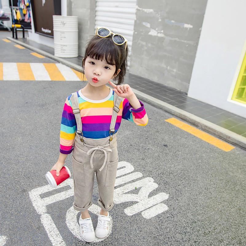 Set áo cổ tròn dài tay sọc cầu vồng + Quần yếm xinh xắn cho bé gái