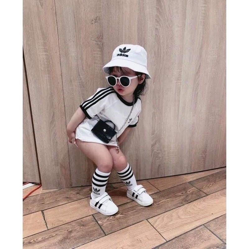 Váy body tặng kèm mũ Adidas cho bé gái 7-18kg