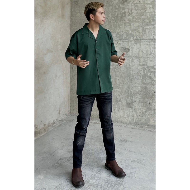 Áo sơ mi tay ngắn cổ chữ V nam nữ form rộng TALURETRO sơ mi cổ vest unisex tay lỡ, chất vải lụa mịn cao cấp chống nhăn