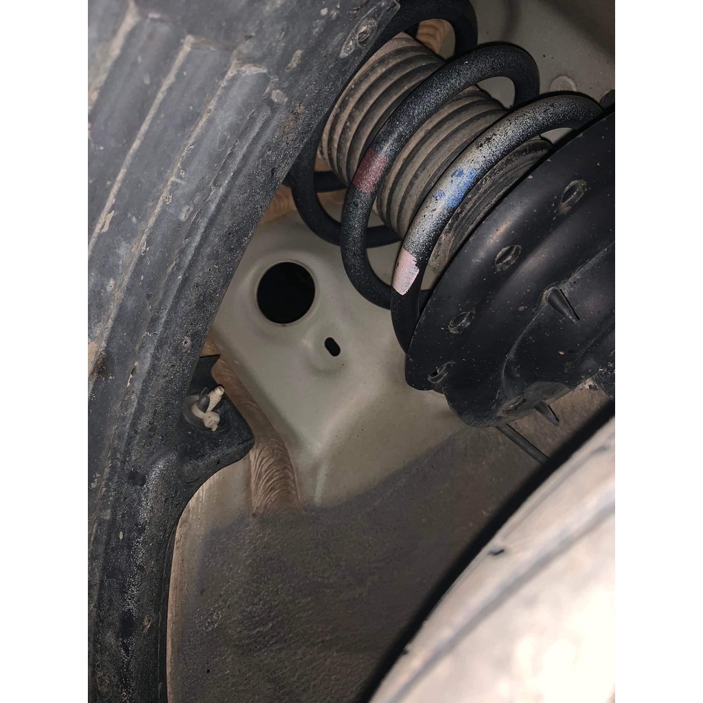 Cao su bịt hốc lốp Hyundai i10, Kia morning hàng xịn chính hãng