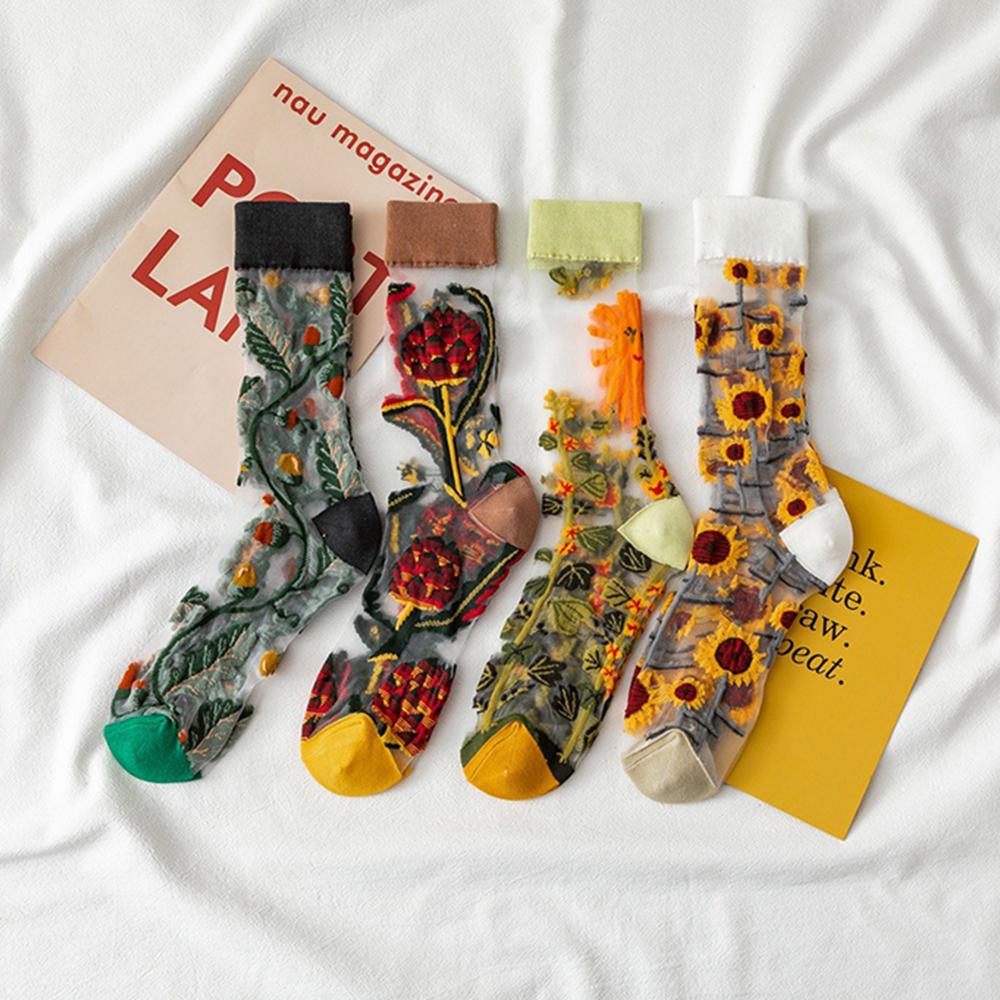 Vớ Lưới Cổ Cao Thoáng Khí Thêu Họa Tiết Dễ Thương Cho Nữ