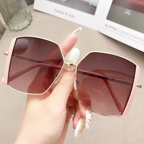 Kính mát chống nắng UV sành điệu cho nữ