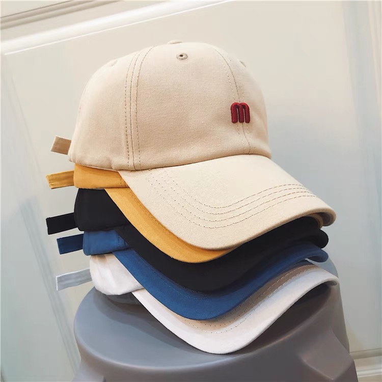 Mũ lưỡi trai cotton, nón lưỡi trai thêu chữ M trời trang unisex