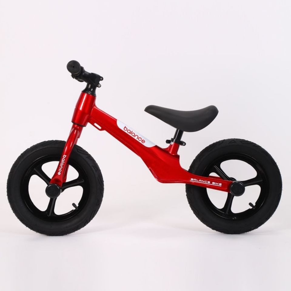 xe đạp cân bằng trẻ em hợp kim magiê không có bàn thăng bé trai và gái 2-6 tuổi trượt Scooter