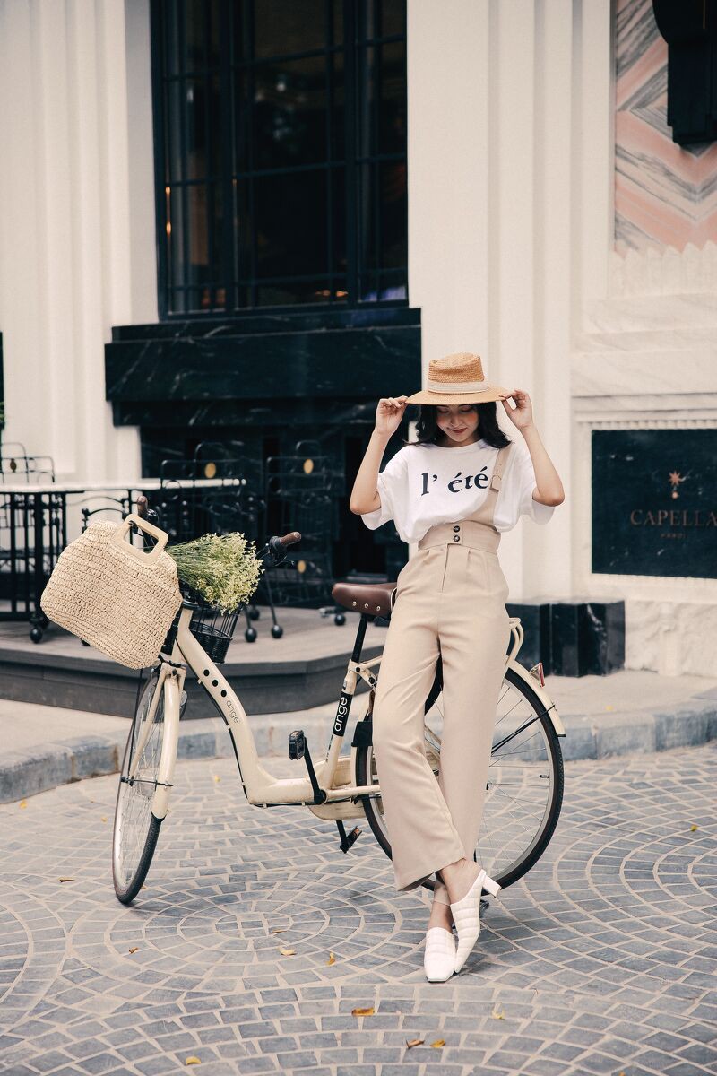 Áo thun chữ l' été | BigBuy360 - bigbuy360.vn