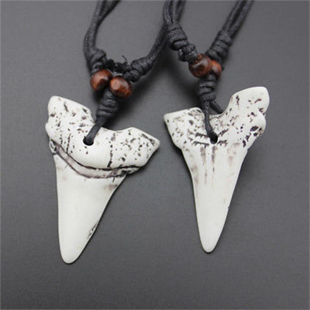 Vòng cổ Bùa May Mắn Hình Khúc Xương May Mắn Kiểu Mới