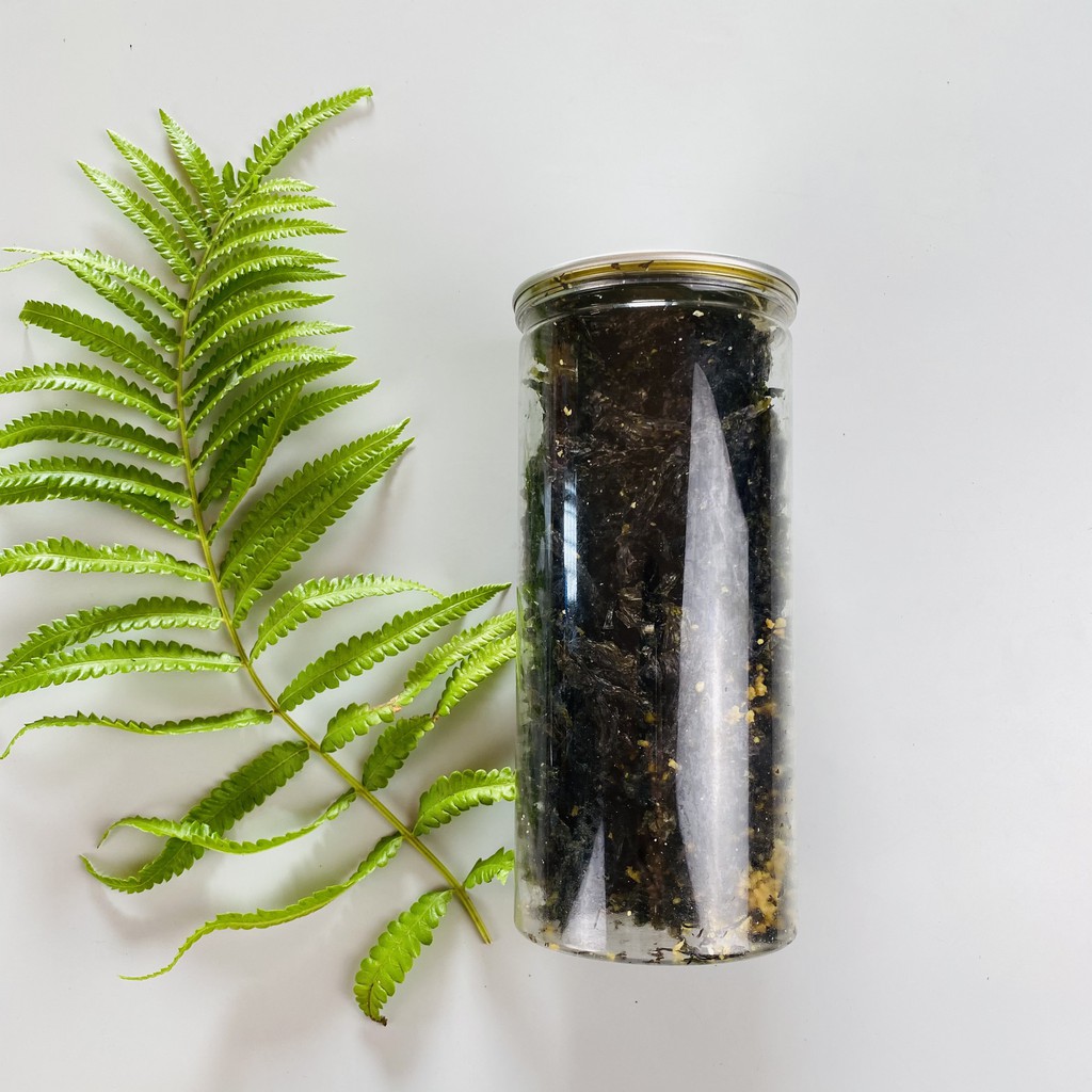 [Mã 267FMCGSALE giảm 8% đơn 500K] RONG BIỂN SẤY TỎI GIÒN NGON 150grAM