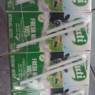 Sữa tươi Nutifood hộp 180ml