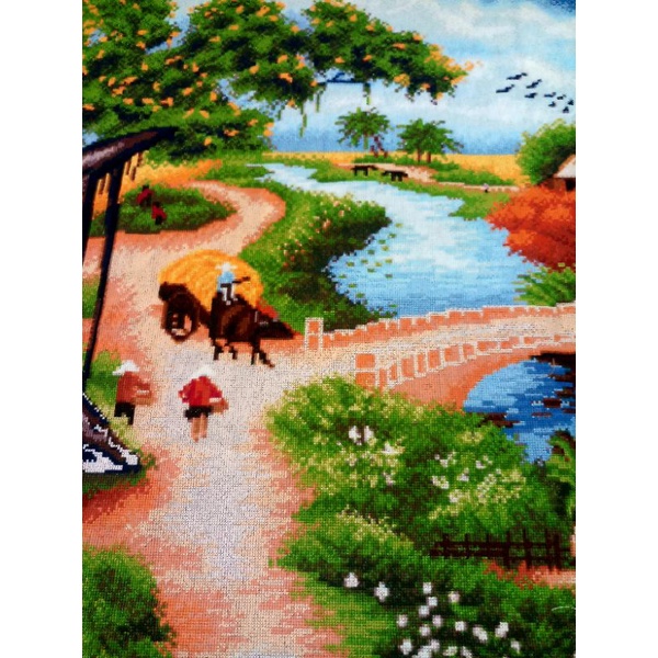 Tranh thêu thành phẩm Cây đa, giếng nước, sân đình