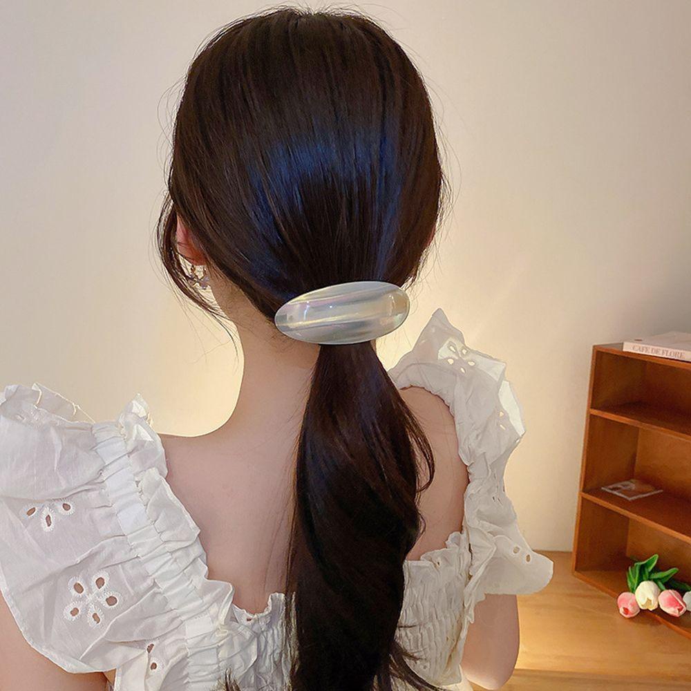 Kẹp Tóc Hình Oval Họa Tiết Kẻ Sọc Màu Ngà Thanh Lịch Cho Nữ