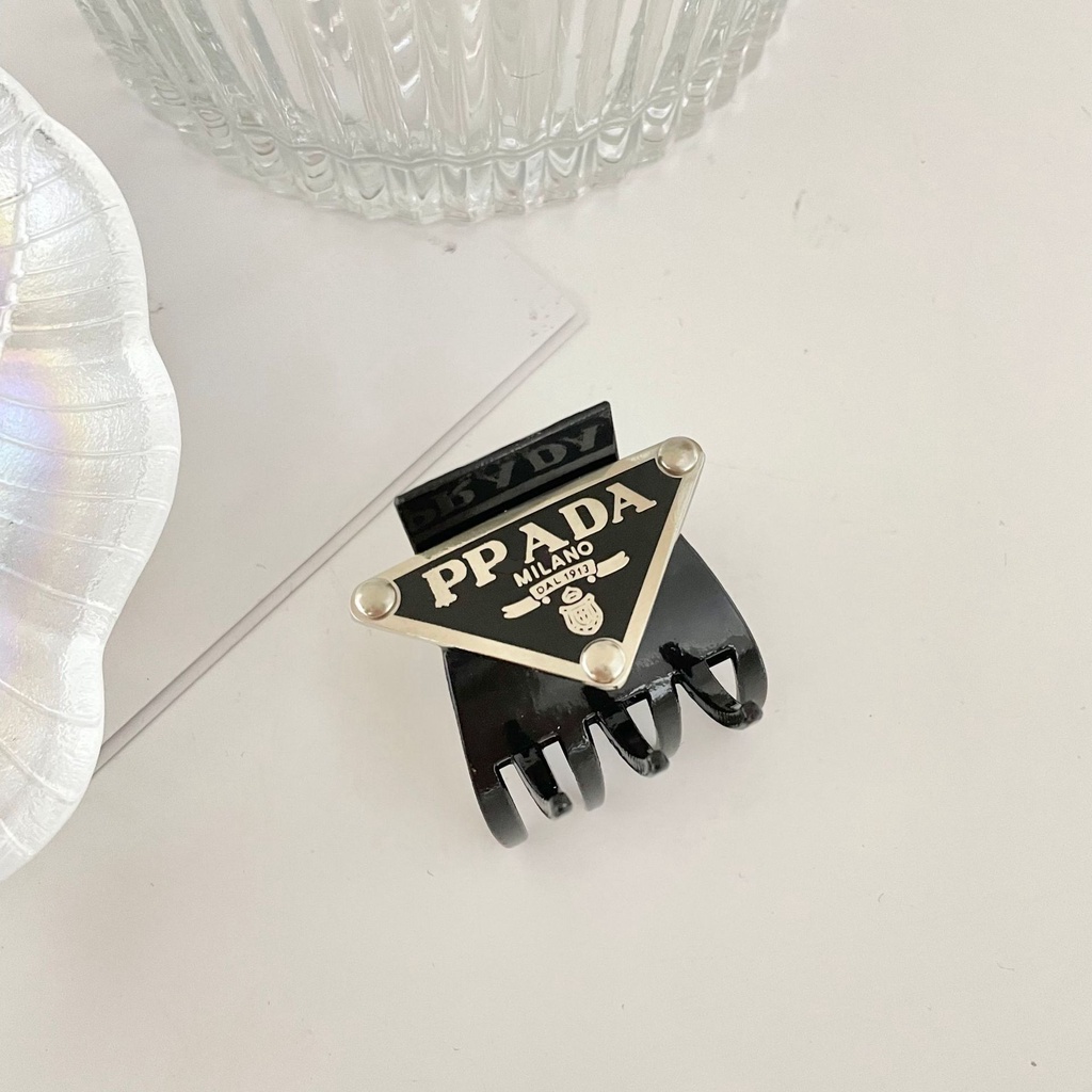 Kẹp Tóc Hình Tam Giác Mini Thiết Kế Tinh Tế Sang Trọng Thời Trang