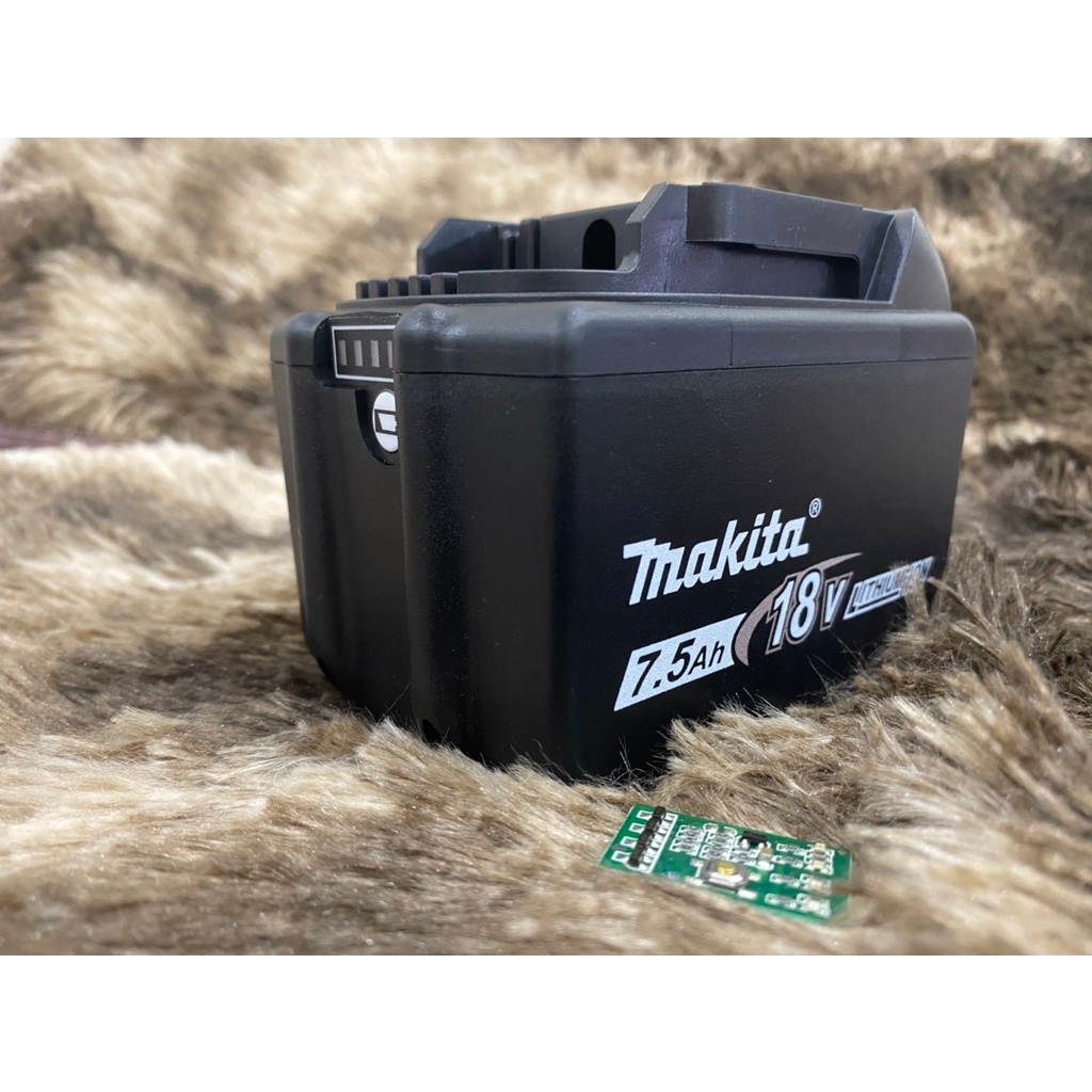Vỏ Makita 18v 5S 3P sạc adapter có báo pin như zin , tem đáy đẹp. BN.