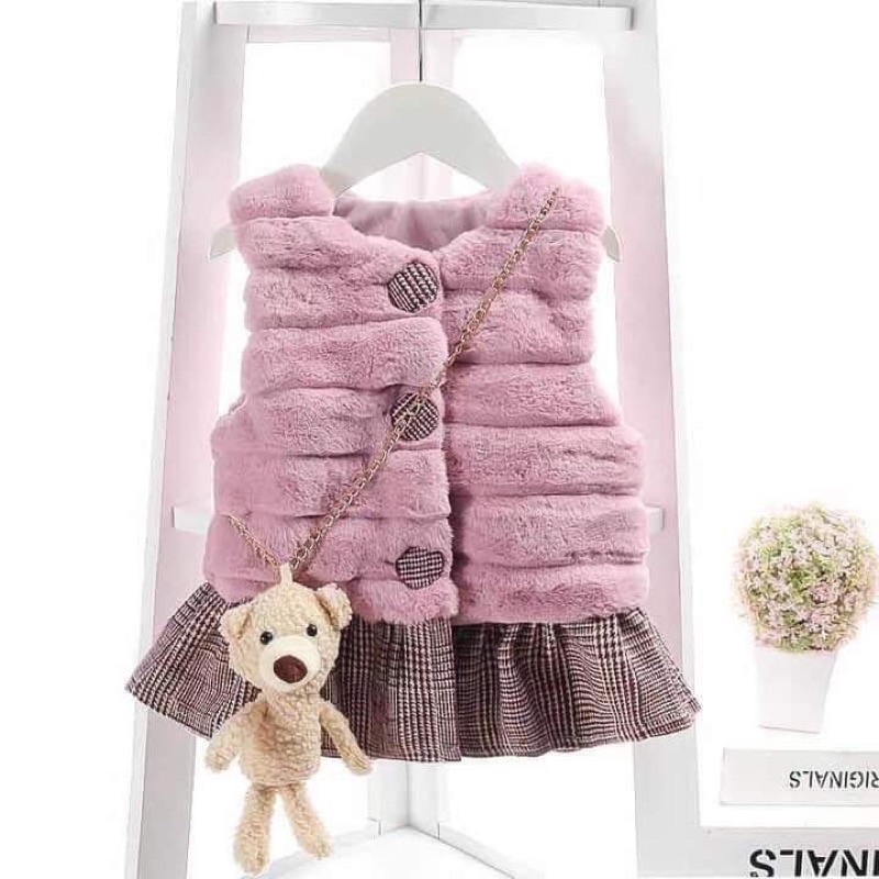 Áo gile bé gái , váy bé gái áo gile lông cho bé liền váy kẻ hàng Quảng Châu Khoác mùa đông