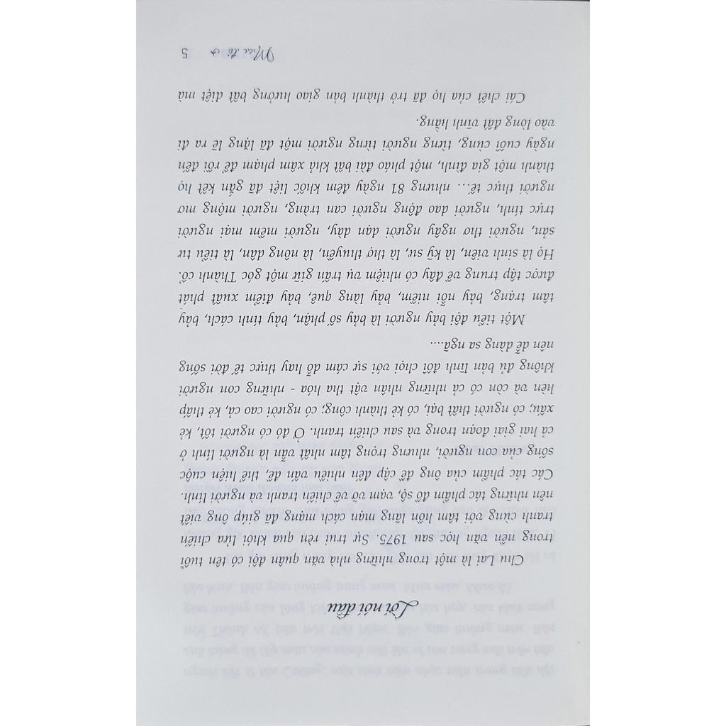 Sách - Vòng Tròn Bội Bạc