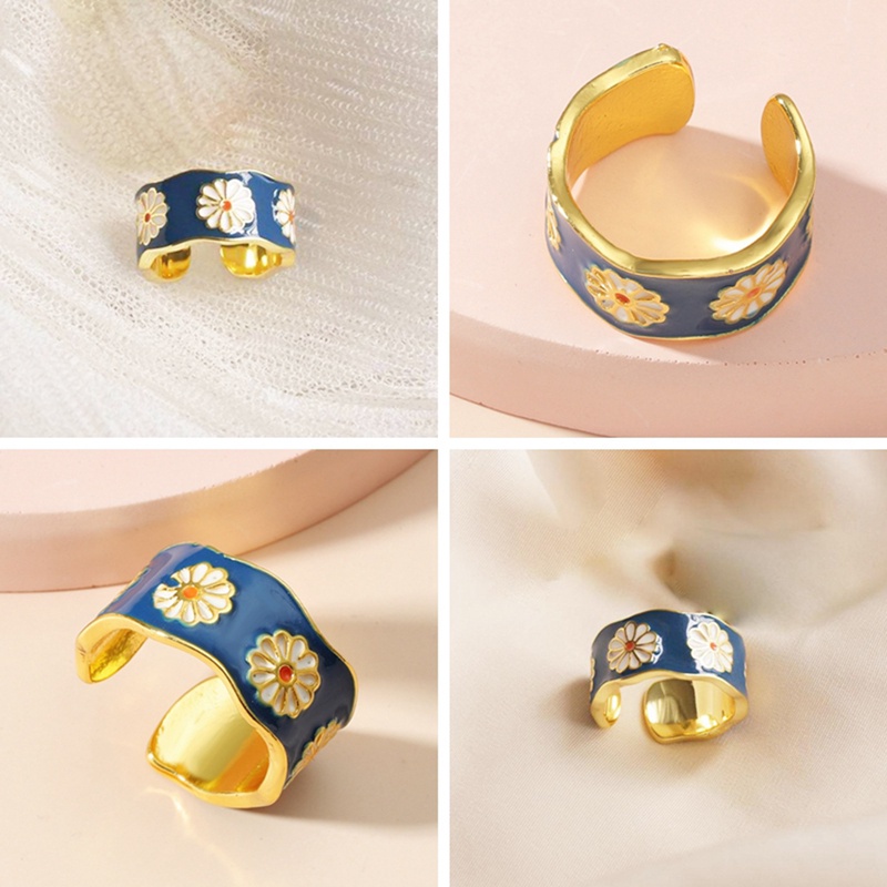 Nhẫn hình hoa mận tráng men phong cách vintage