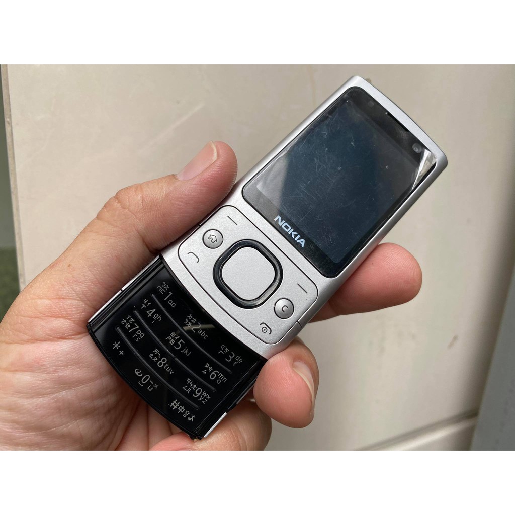Điện thoại Nokia 6700s