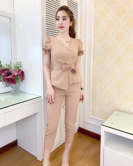 [ Mã FAMAYWA2 giảm 10K đơn 50K] Sét bộ lửng cát hàn tay ngắn áo vạt chéo phối đai lưng | BigBuy360 - bigbuy360.vn