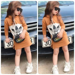 Váy adidas