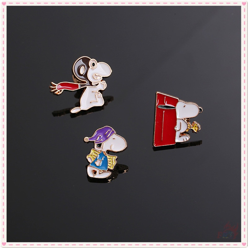 ♥ Snoopy - Ngủ / Trượt Tuyết / Đi Bộ Huy Hiệu ♥ 1 Huy Hiệu Gài Balo Tráng Men Hình Chú Chó Hoạt Hình Dễ Thương