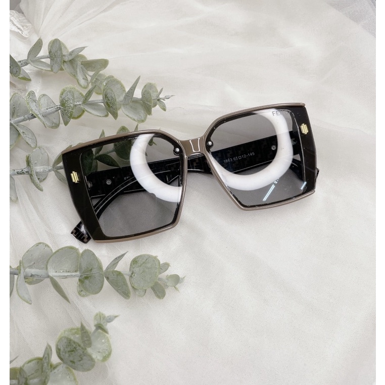 Kính Mát Nữ 2hand