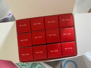 Son Mac Mull it over và Devoted to chili bản limited