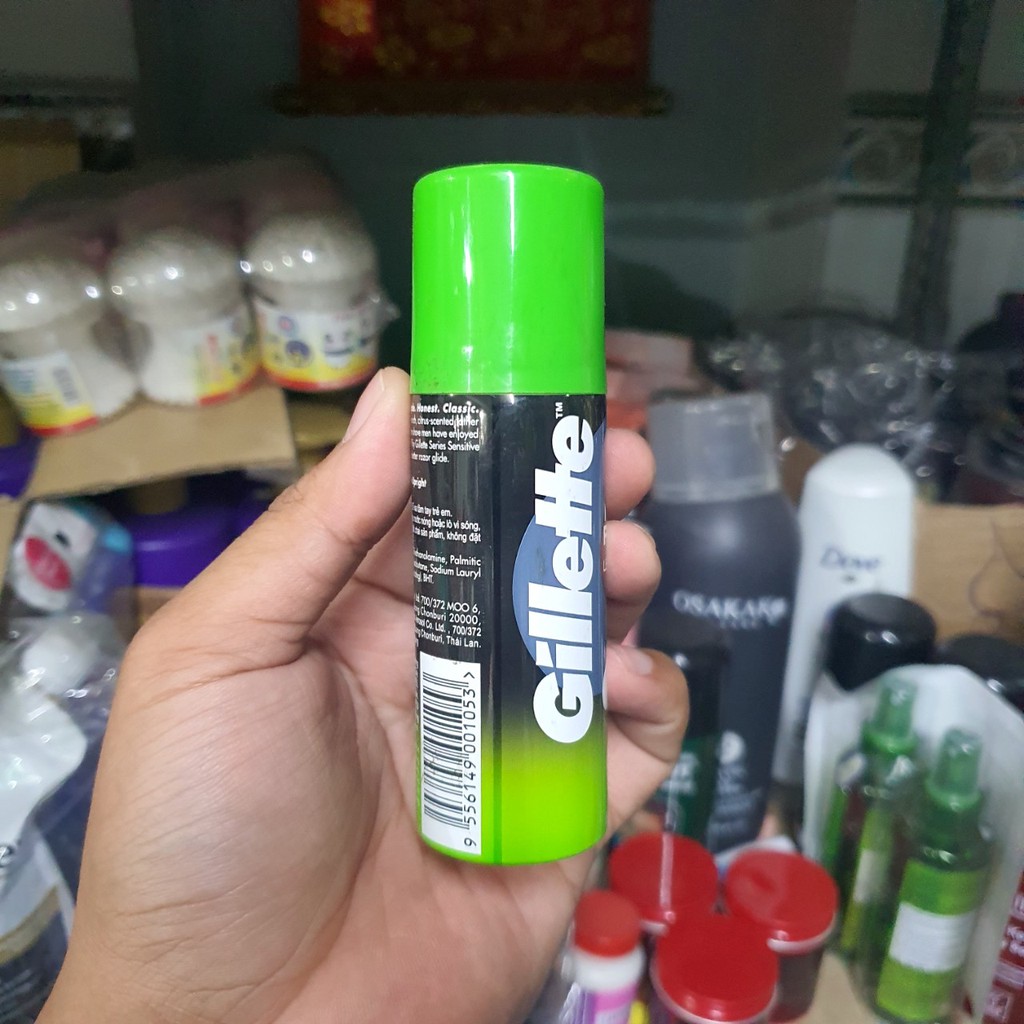 Bọt cạo râu hương chanh Gillette Foamy Lemon Lime (50g)