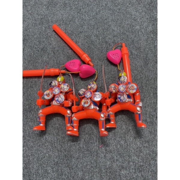 Lồng đèn trung thu Siêu Nhân Điện Quang có chong chóng in hình nhân vật hoạt hình