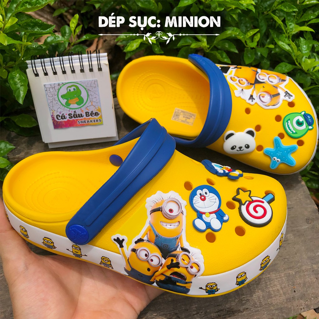 Dép sục Cross cho bé HÌNH MINION chống trơn trượt siêu dễ thương.