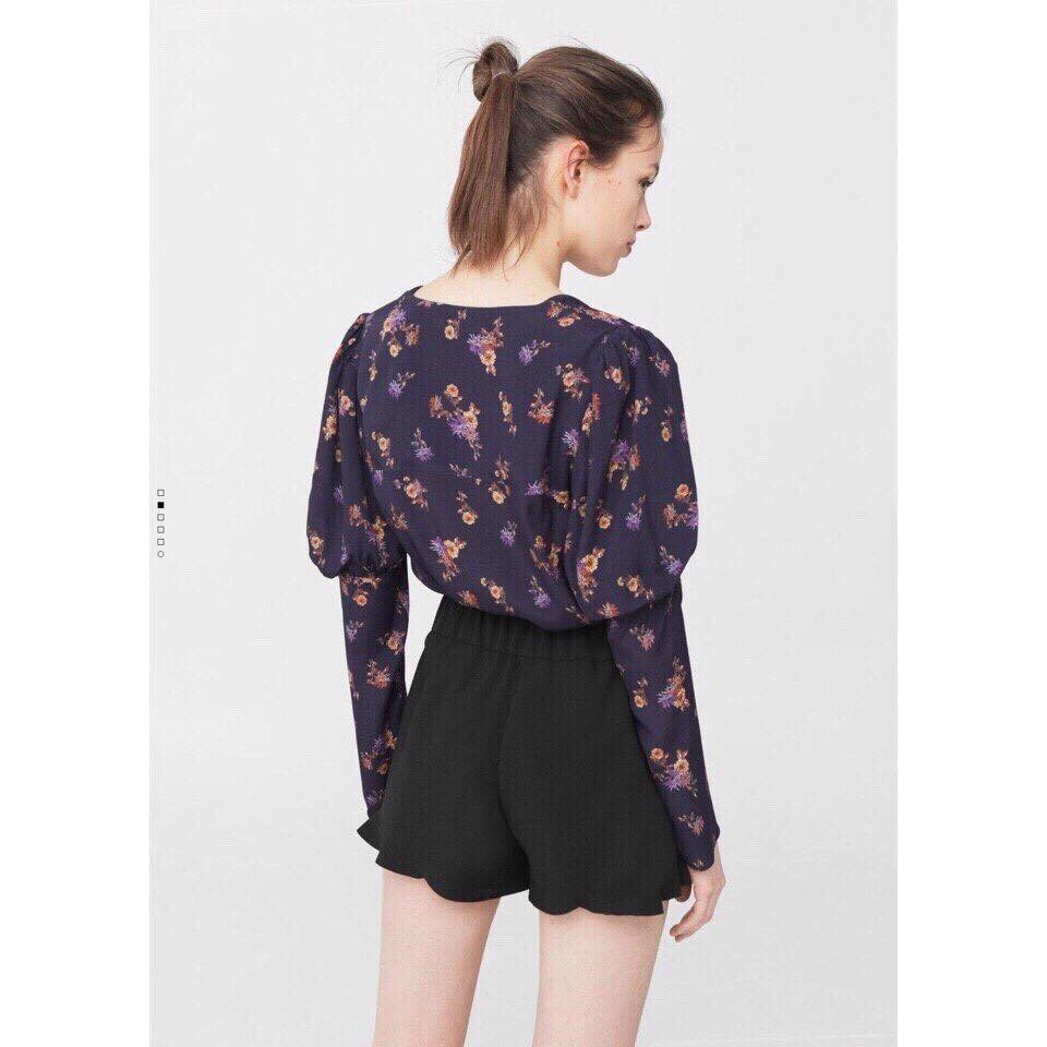Quần short đính cườm hông - chất thun co giãn