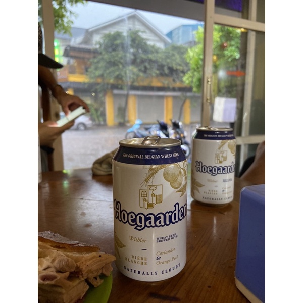 Bia HOEGAARDEN WHITE  Thùng tiêu chuẩn 24 lon  x 330ml