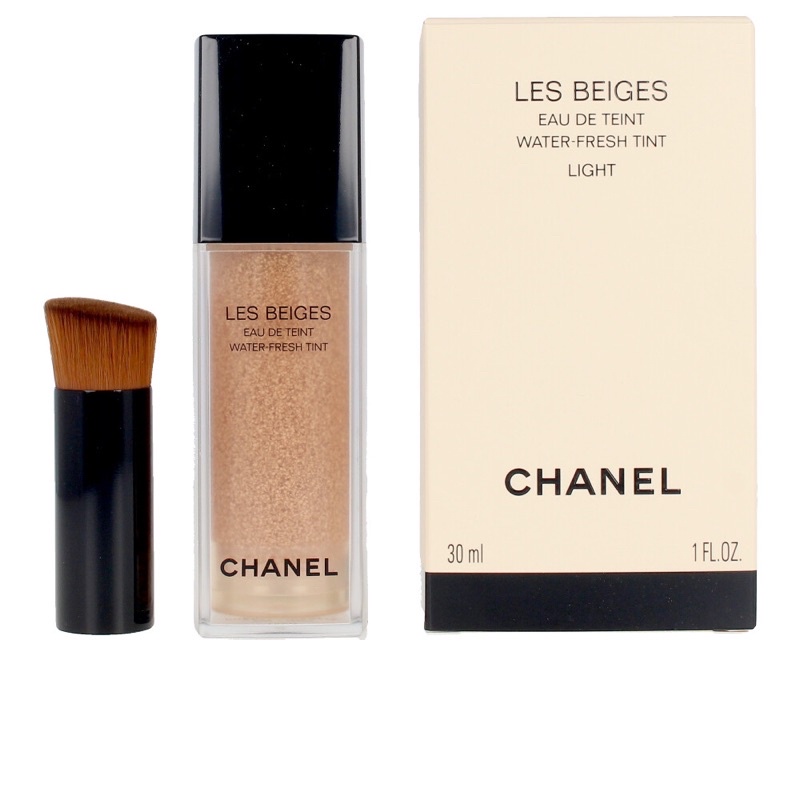 Kem nền tươi Chanel Les beiges Eau De Teint Tông 10 Light