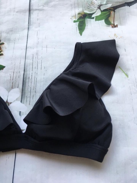 Bikini hai mảnh cánh tiên đen hot 2019