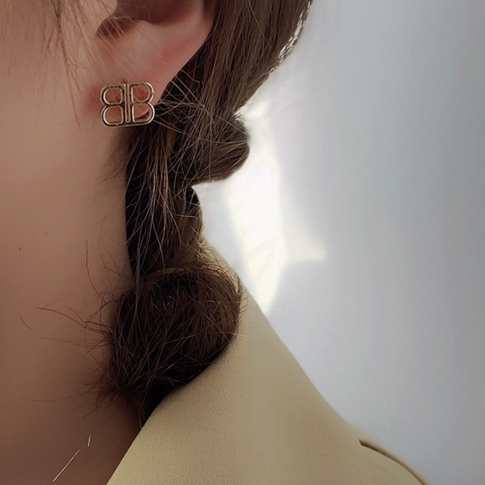 Bông tai hình chữ B phong cách cổ điển thời trang