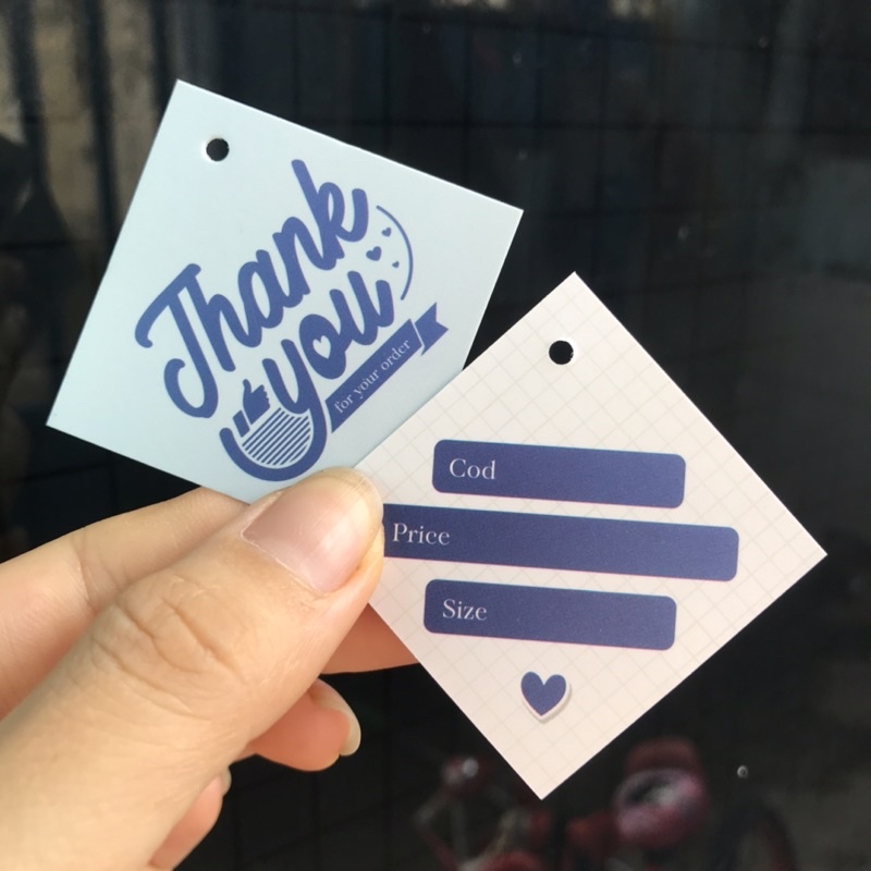 100 cái Tag Quần Áo, Mác Treo Quần Áo, Thẻ Treo Thời Trang Size 4,5x4,5cm Có Đục Lỗ , giấy c300 mẫu 5