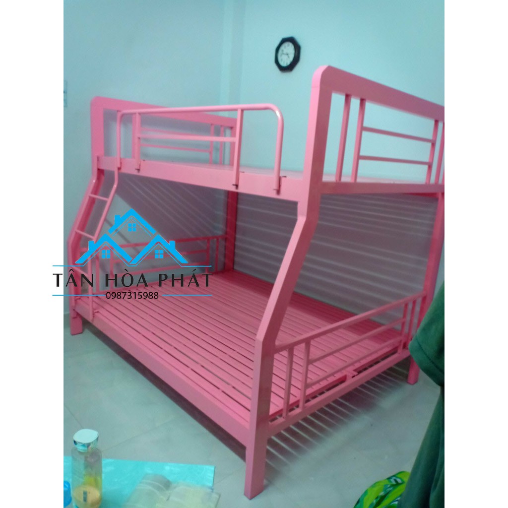 Giường sắt tầng hộp vuông sắt 4x8 kích thước 1M2 X 1M4 và màu sắc (kem và hồng)