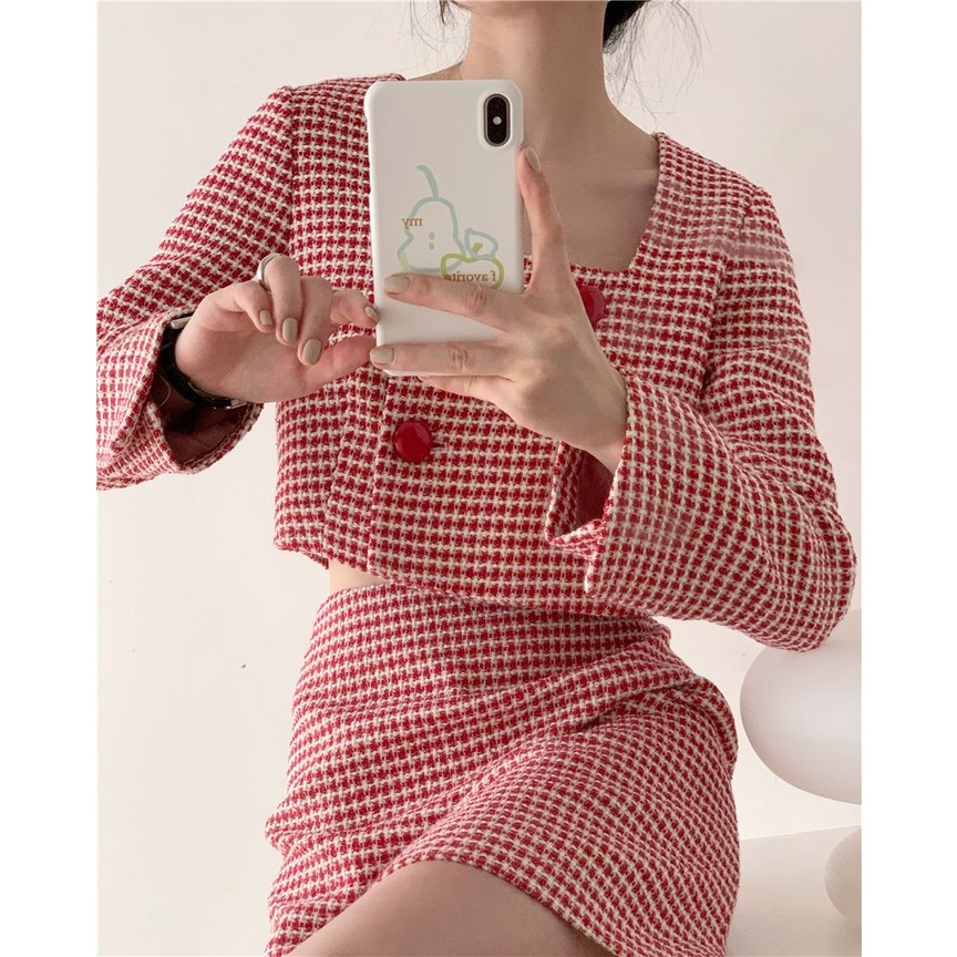 Set áo cổ vuông dài tay + chân váy họa tiết ca rô thời trang dành cho nữ | BigBuy360 - bigbuy360.vn