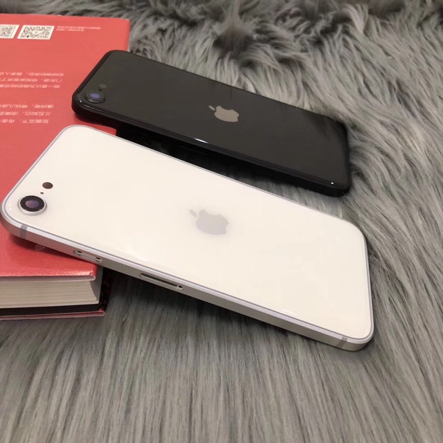  VỎ IPHONE 8 ĐỘ SE2 BẢN VUÔNG CẠNH