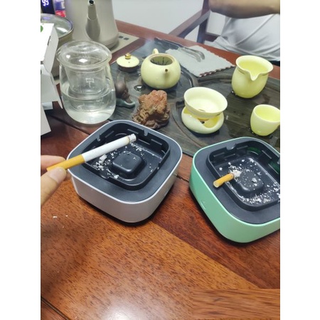 Gạt tàn điện tử GEARSHOP cao cấp lọc không khí, khử mùi khói và chống bay tro đánh bay mùi thuốc độc hại