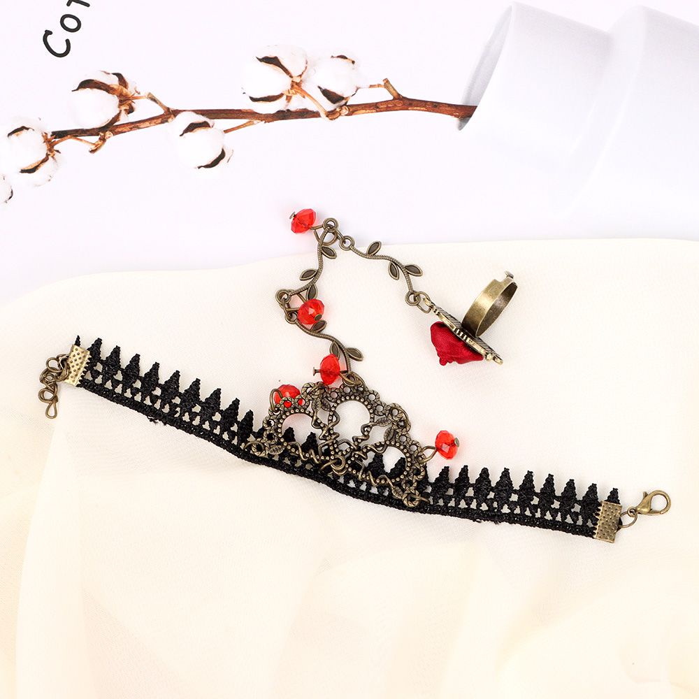 Vòng tay ren hoa liền nhẫn phong cách gothic thời trang dành cho nữ