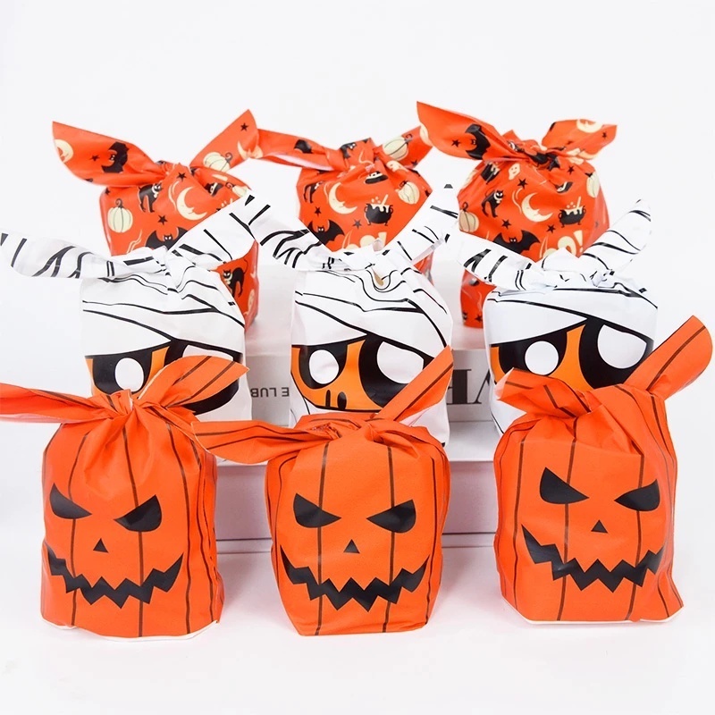 Set 50 Túi Nhựa Đựng Bánh Kẹo Họa Tiết Halloween Độc Đáo