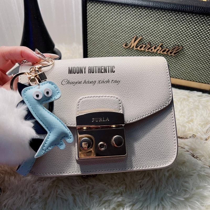 Móc khoá charm khủng long mắt to treo túi xách